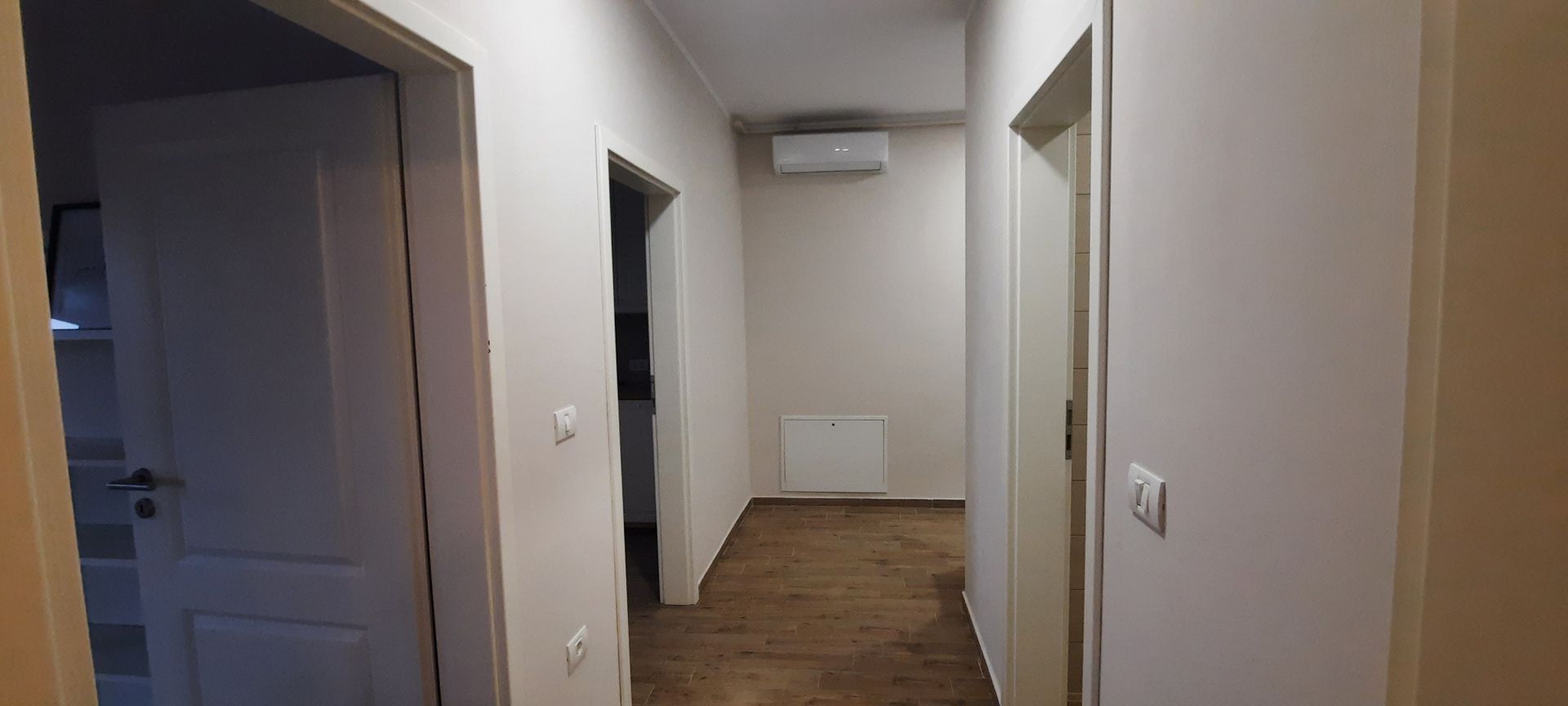 Apartament cu 2 camere - Dumbravita - Poză 13