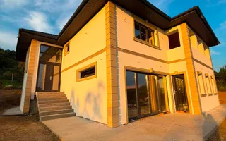 Casă 5 camere de vânzare | Vlădești, Râmnicu Vâlcea | 239 mp - Poză 16