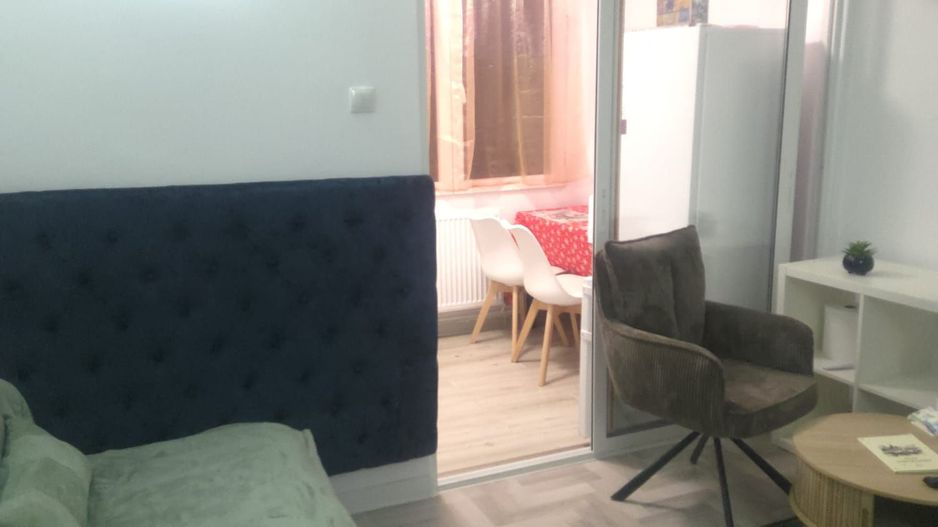 Garsoniera zona Grivitei / regim hotelier - Poză 2