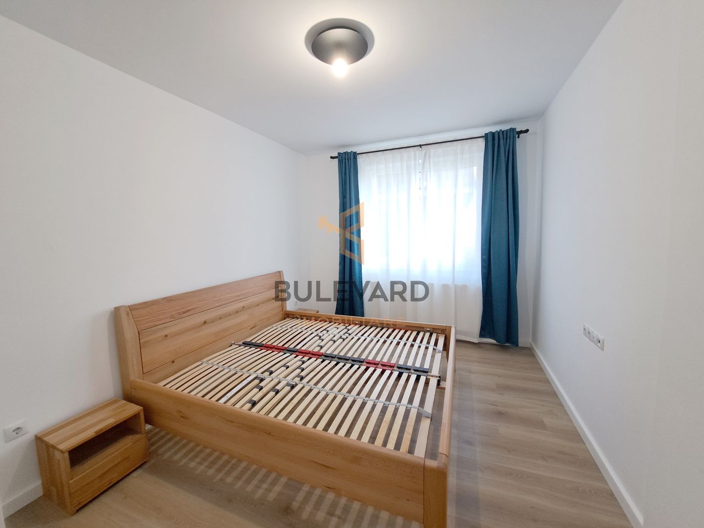Apartament 3 camere, ultrafinisat, parcare, cartier Europa - Poză 10