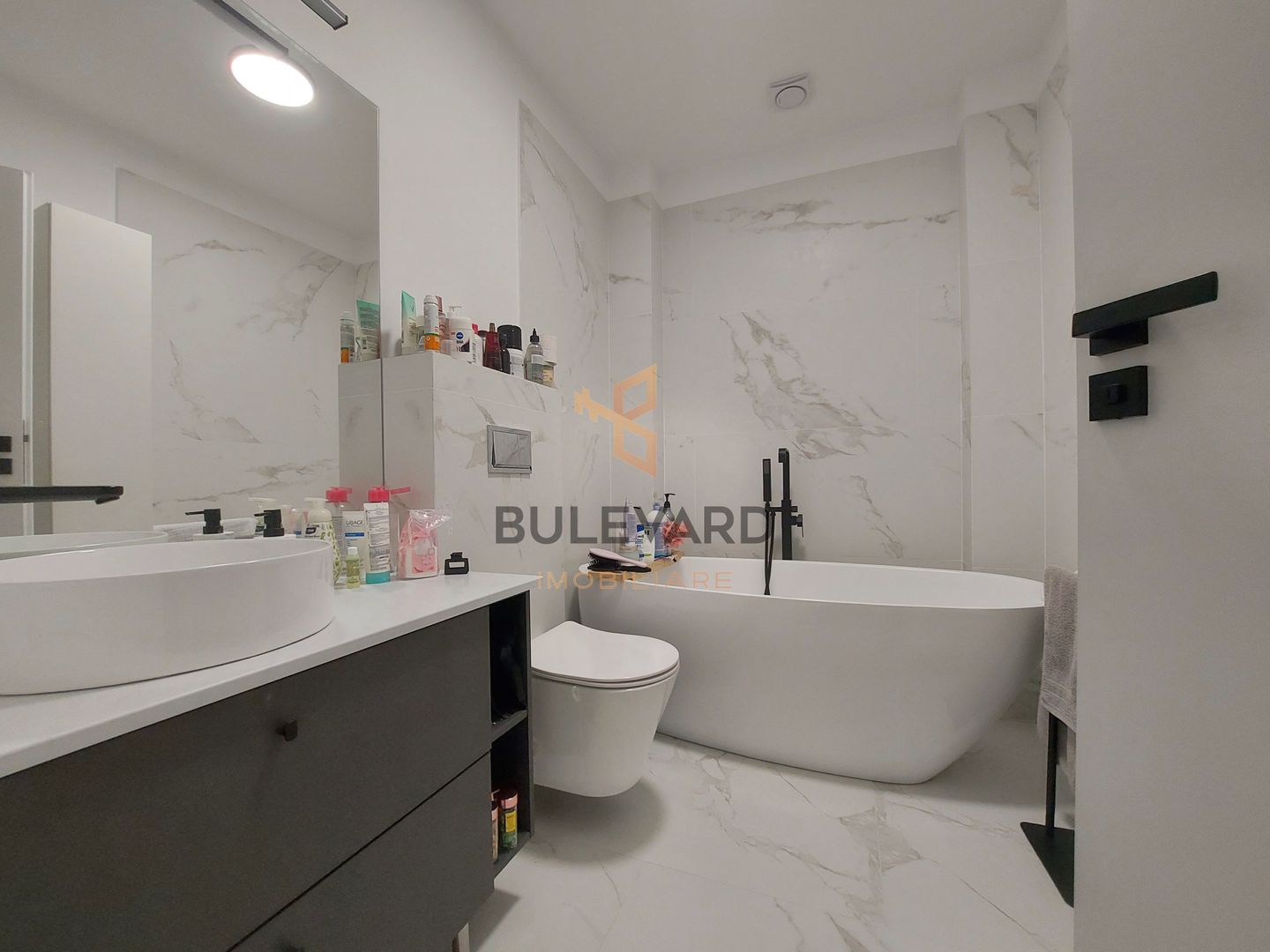 Casa tip duplex cu teren de 350 mp, zona Tautiului! - Poză 9