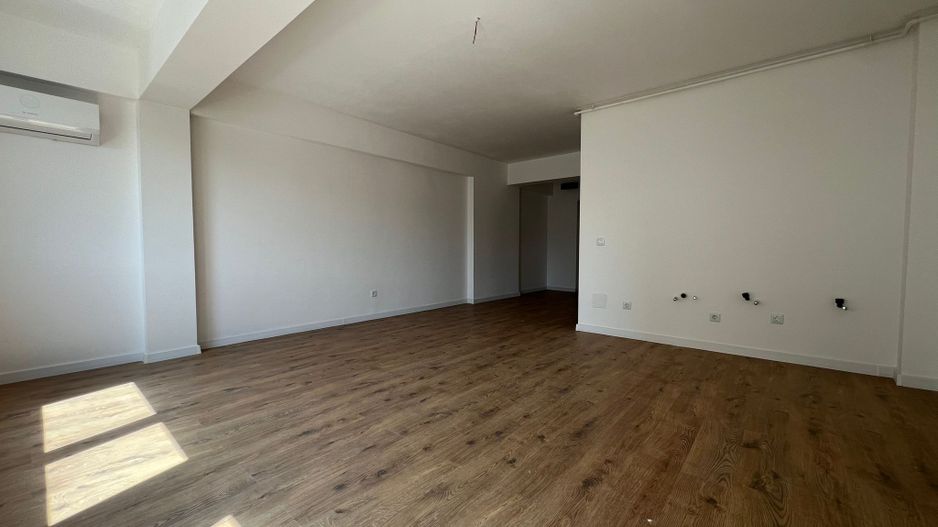 Studio Modern | Ivory Residence | 40 mp - Poză 4