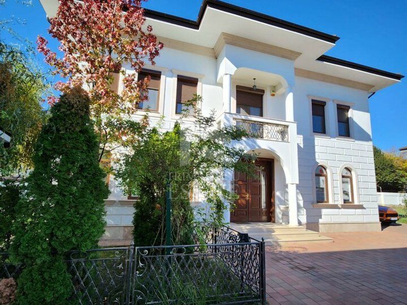 Vila individuala Iancu Nicolae Pipera teren 1000 mp - Poză 2
