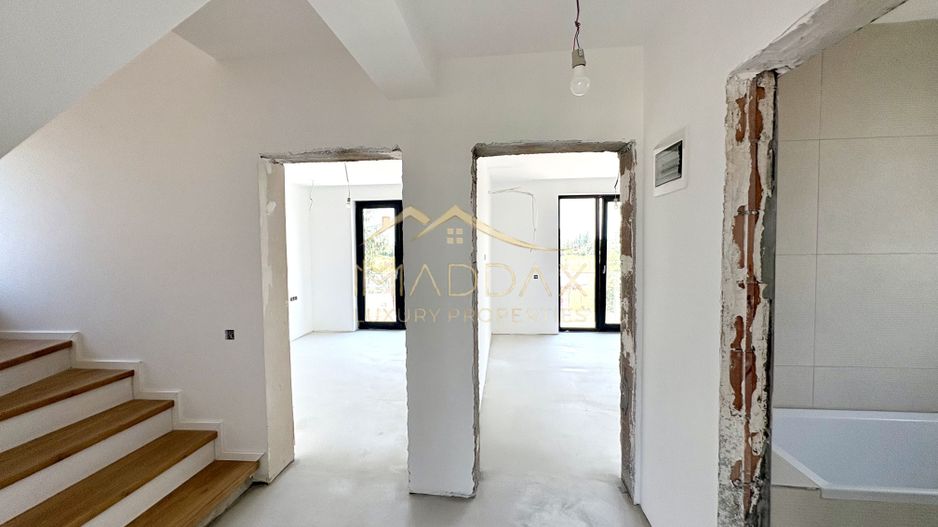 Vila Premium cu 6 camere Tunari  P+1+M ~ Exclusivitate - Poză 37