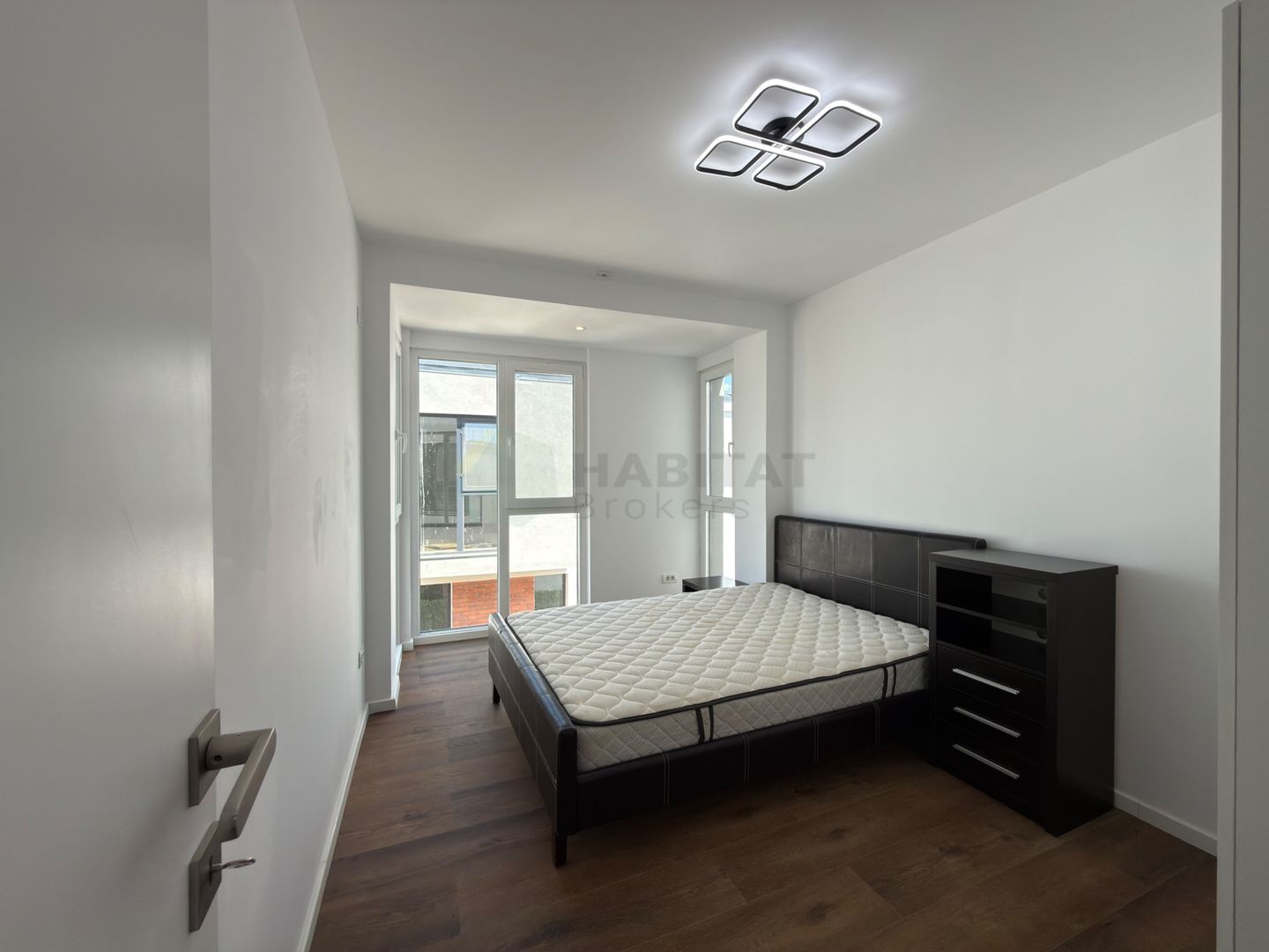 Vilă de închiriat în Tunari – 4 camere | curte proprie | disponibilă imediat - Poză 10