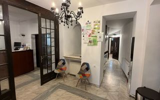 Cladire birouri ultracentral - multiple destinatii ( office/clinica ) - Poză 11