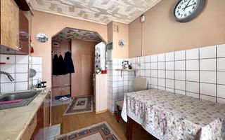 De vanzare 3 camere , decomandat -zona Vasile Alecsandri. - Poză 7