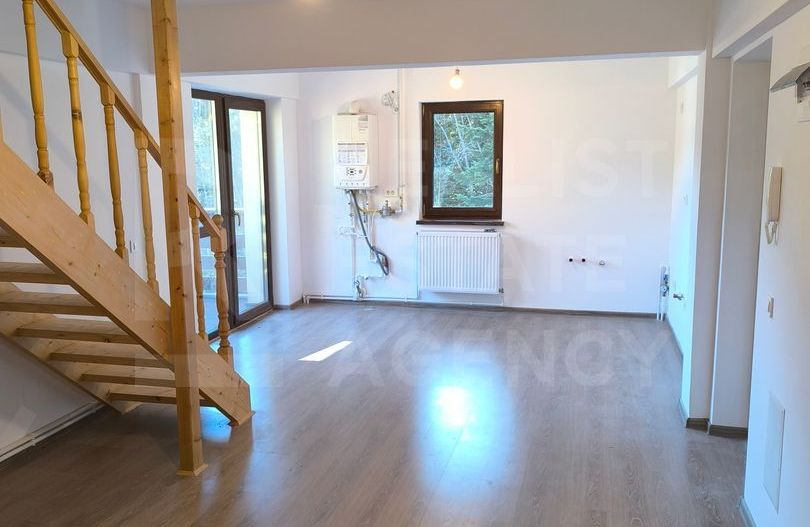 Vânzare, apartament, 3 camere, Predeal, județul Brașov - Poză 2