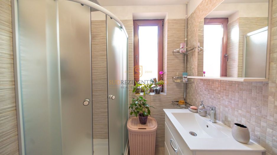 Vila Individuala cu 4 camere, zona Giurgiului - Poză 17