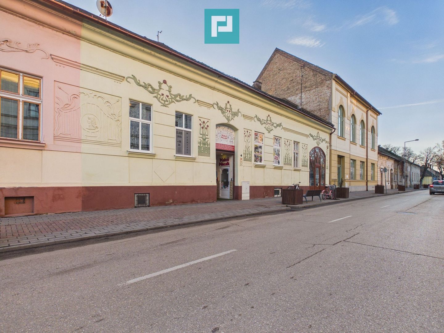 Apartament ultracentral cu 2 camere în Mako - Poză 3