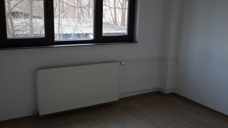 De vanzare apartament 2 camere Gorjului - Poză 2