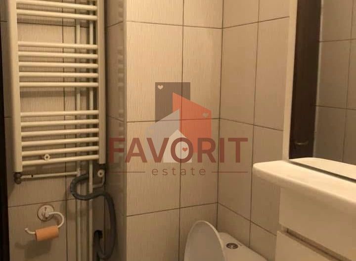 2 camere | etaj 2 | centrala proprie | mobilat si utilat | zona excelenta | - Poză 9