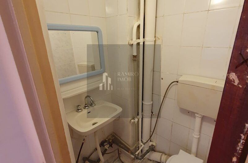 Apartament 4 camere decomandat | 88mp | Costin Georgian | Bloc reabil - Poză 10