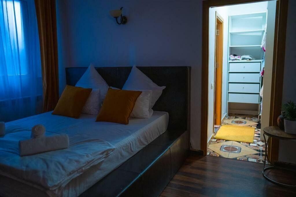 Apartament lux Unirii - Poză 2