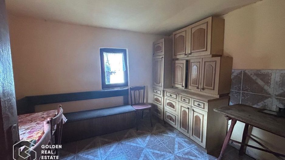 Casa traditionala cu teren generos in Odvos, județul Arad - Poză 12