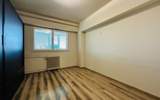 Apartament luminos 3 camere cu balcon generos Parcul Plumbuita - Poză 8