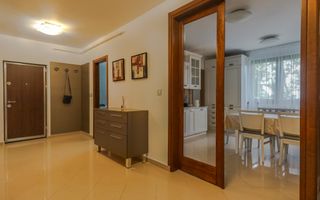 Ap spatios 4 camere, garaj, Andrei Muresanu, zona strazii Trifoiului - Poză 27