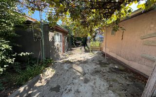 48500 Euro- 293 mp. Teren si casa batraneasca in mun. Galati - Poză 8