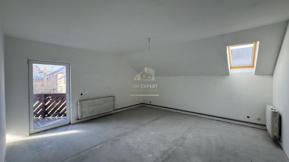 VILA 5 CAMERE,TEREN 560 MP, CAMPULUNG, ARGES - Poză 28