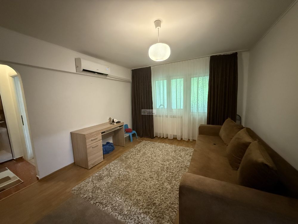 Apartament 3 camere/70 mp/etaj 3/Focsani /Polivalenta - Poză 3