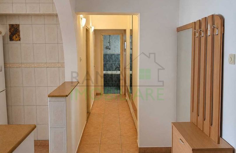Apartament 3 camere , Răcădău, 64 mp utili, Balcon închis 11 mp - Poză 3