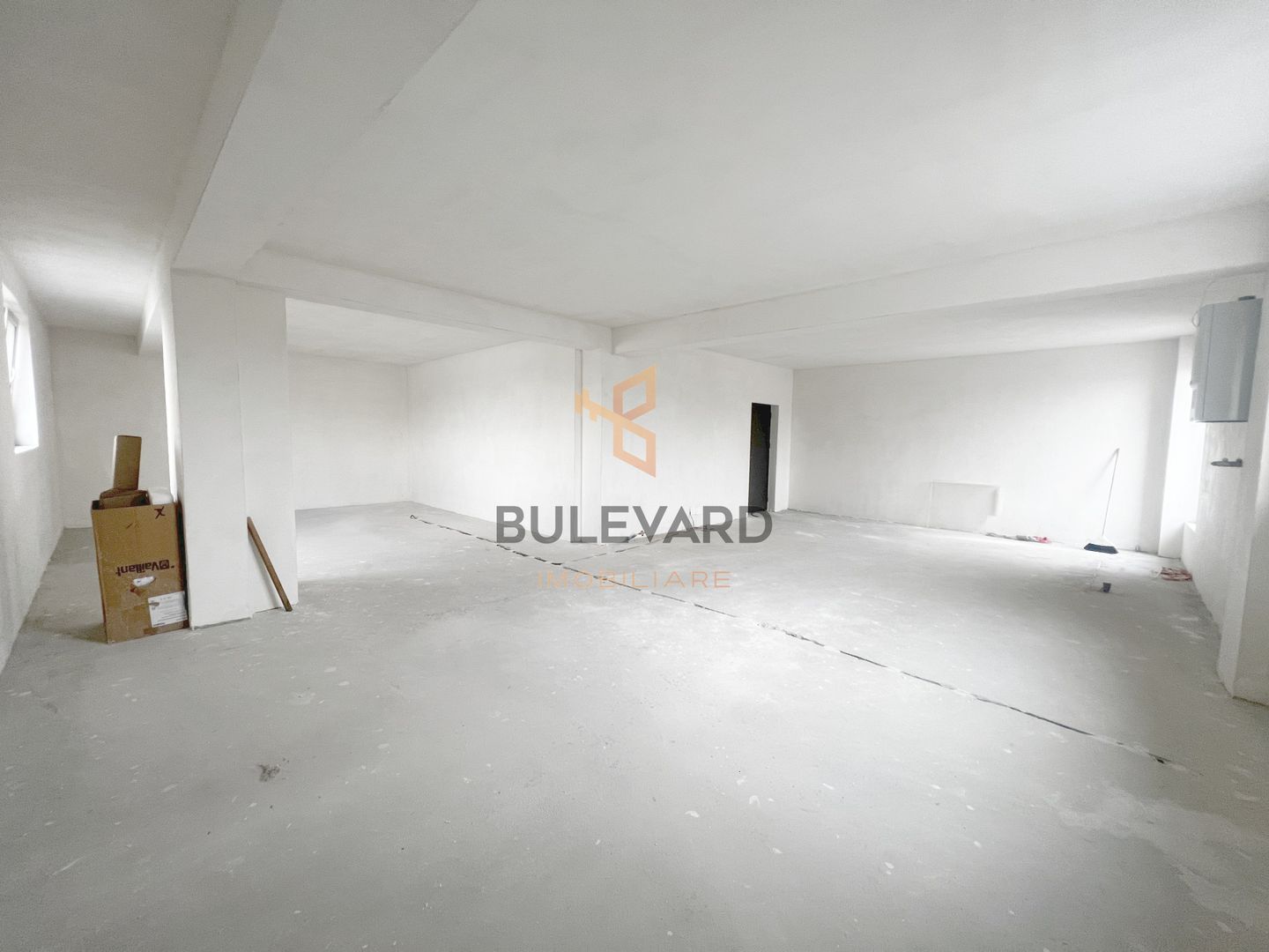 Penthouse cu terasa de 260 mp in zona Iulius Mall! - Poză 2