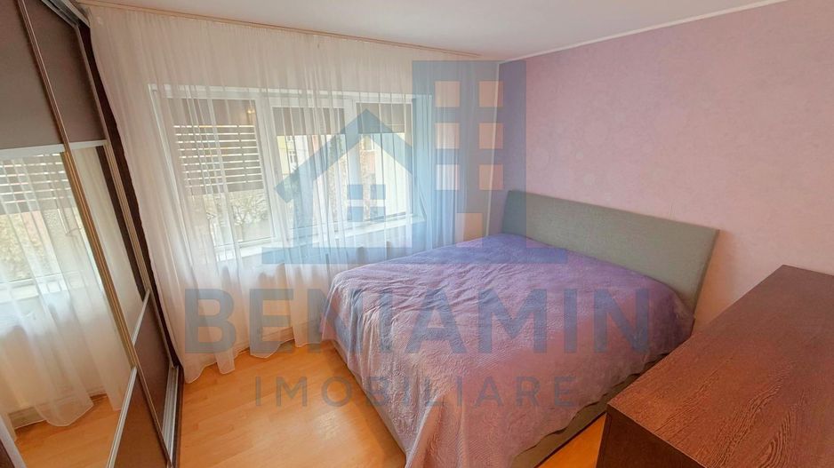 3 camere decomandat Mcdonalds 66mp etaj 2 centrala proprie - Poză 3