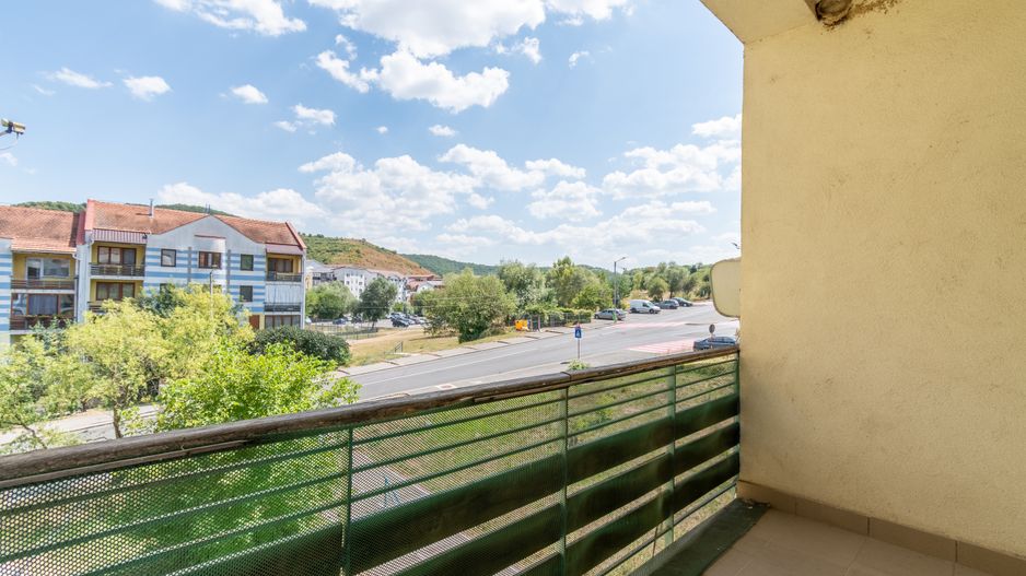 Apartament de vanzare cu 2 camere, Floresti - Poză 8