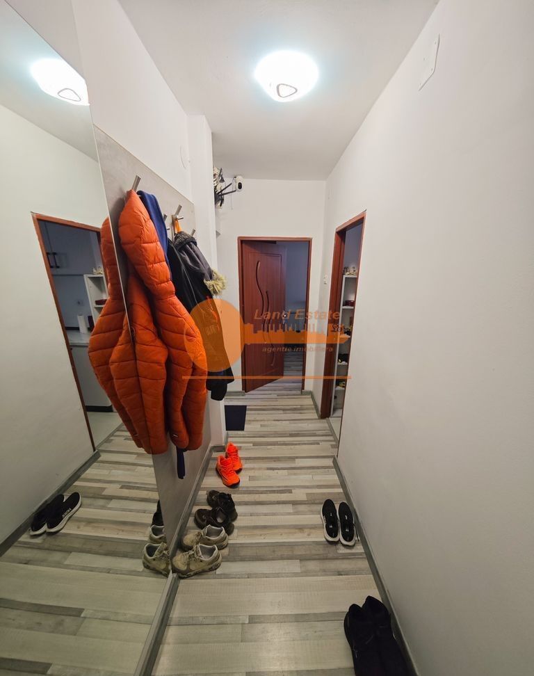 Apartament 3 Camere Complet Renovat | Metrou 1 Mai - Poză 12