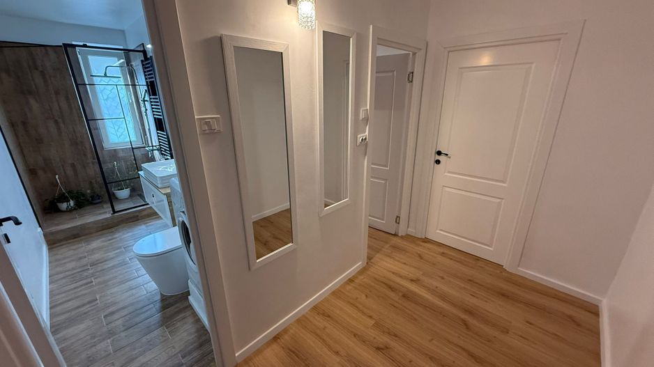 Garsoniera Renovata - Decomandata - Gorjului - Metrou 10 minute - Poză 6