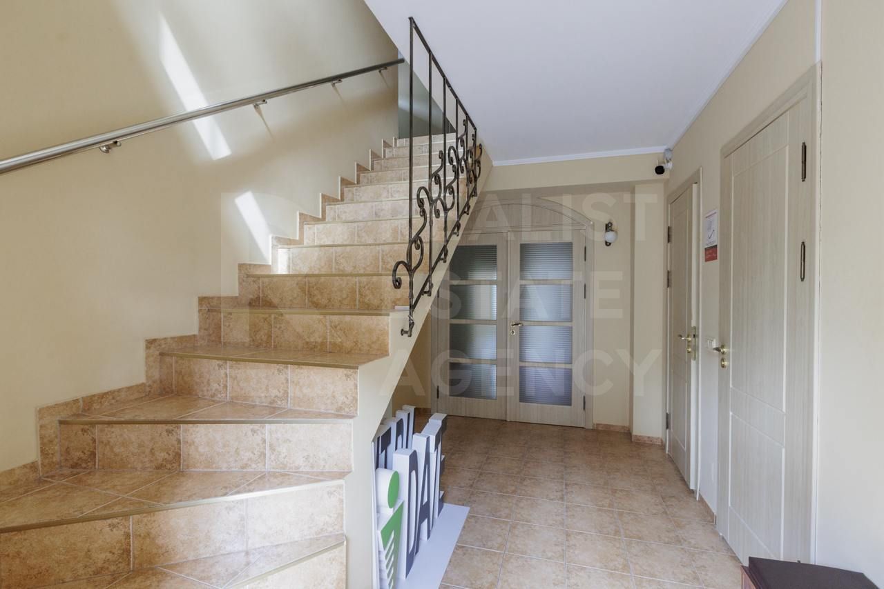 Chirie, casă, 2 nivele, 5 camere, str. Alexandru  Cosmescu, Centru - Poză 10