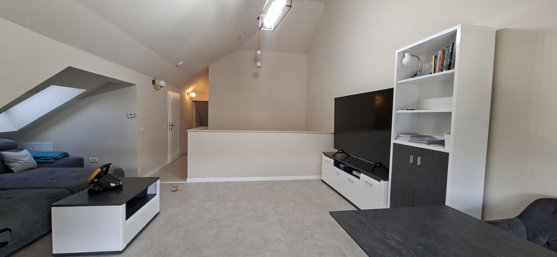 Vila spatioasa cu piscina - Dumbravita/Padurea Verde - Poză 33