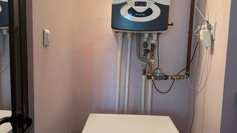 SE VINDE APARTAMENT 3 CAMERE, MICRO 38, 63.000 EURO - Poză 6