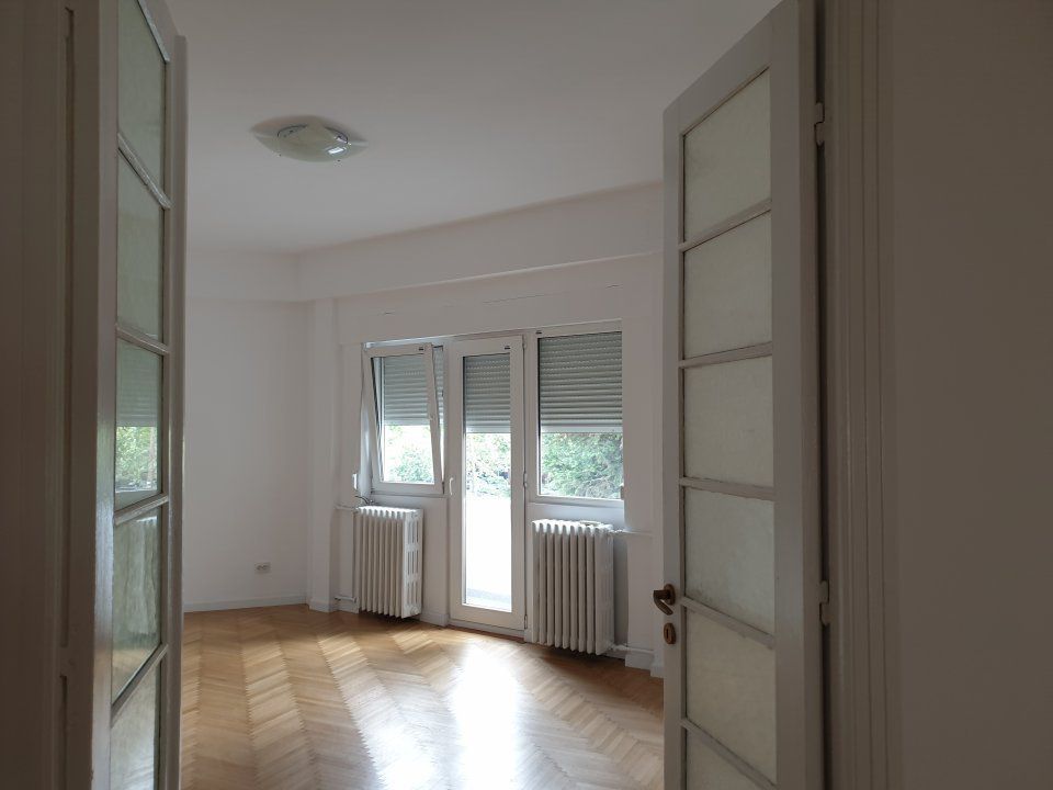 Manastire Casin apartament 4 camere - etaj 1 - in vila - Poză 4