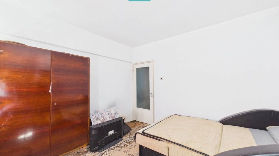 Apartament cu 2 camere semidecomandat - central - Poză 9