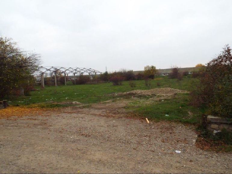 Teren intravilan - Poză 2