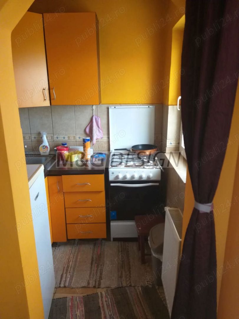 Garsoniera zona Buziasului etaj 4 cu mansarda - Poză 1