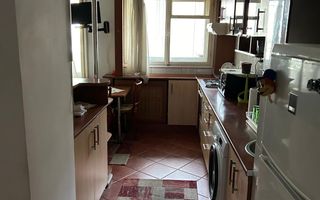 Apartament decomandat 3 camere, zona Mega Mall Pantelimon - Poză 2