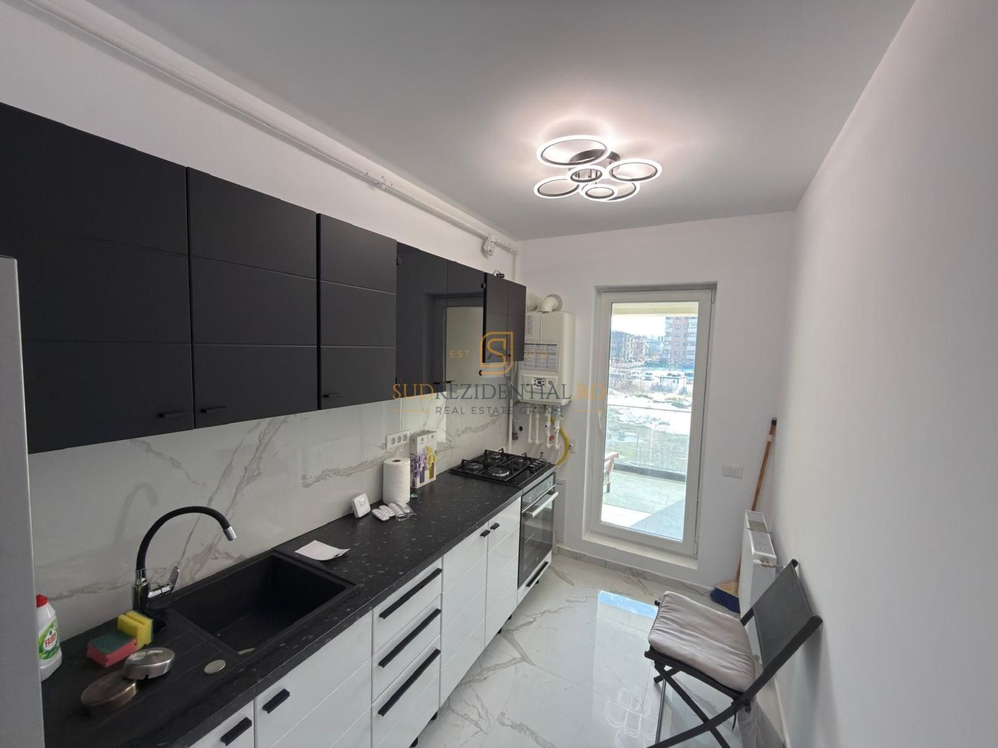 De inchiriat garsoniera 40 mp, Prima Inchiriere, zona Brancoveanu - Poză 3