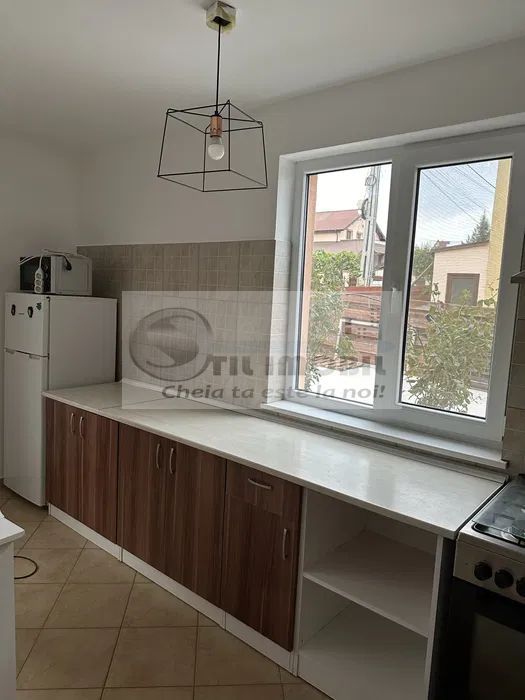 Vila 4 camere Valea Adanca - 730 euro - Poză 2