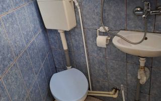 Garsonieră la vilă, intrare separată, în Centru - UMF N. Leon, Iași - Poză 6