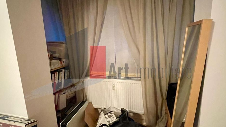 Garsoniera Pajura Spatioasa - Poză 6