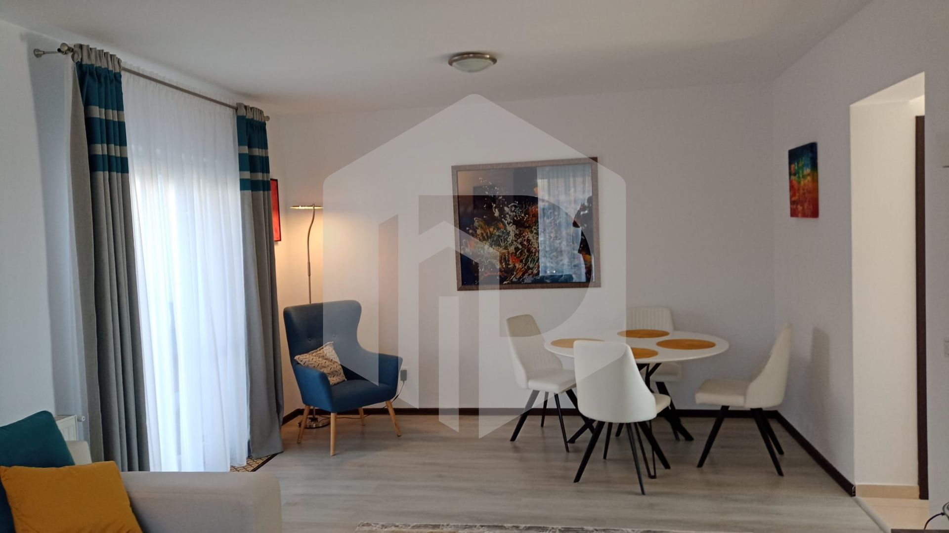 Casa de inchiriat | 4 Camere |  Bavaria | Mobilata / Utilata  | Terasa - Poză 3