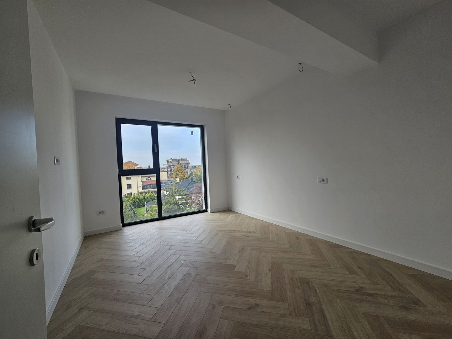 Apartament 4 camere de inchiriat Iancu Nicolae British School parcare - Poză 10