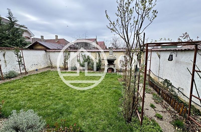 Casă de închiriat cu 4 camere în Sântandrei, Bihor - Poză 16