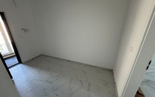 Apartament in Villa. Spatios. Disponibil imediat. Terasa verde - Poză 9