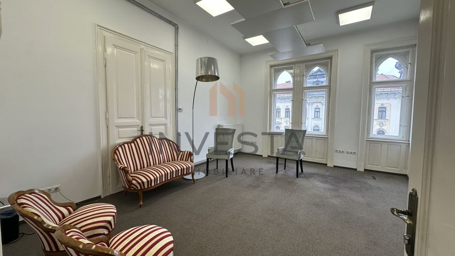 Spatiu de birouri 62mp Ultracentral! Cladire istorica! Renovat complet - Poză 1