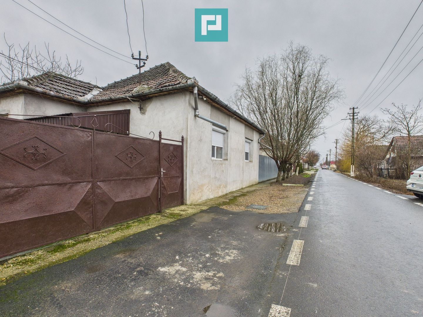 Casă cu 2 corpuri și 3 camere în Nădab - Poză 2