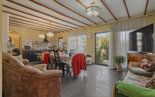 Comision 0% 2 case Vila + Spatiu Comercial + Curte Proprie - Poză 1