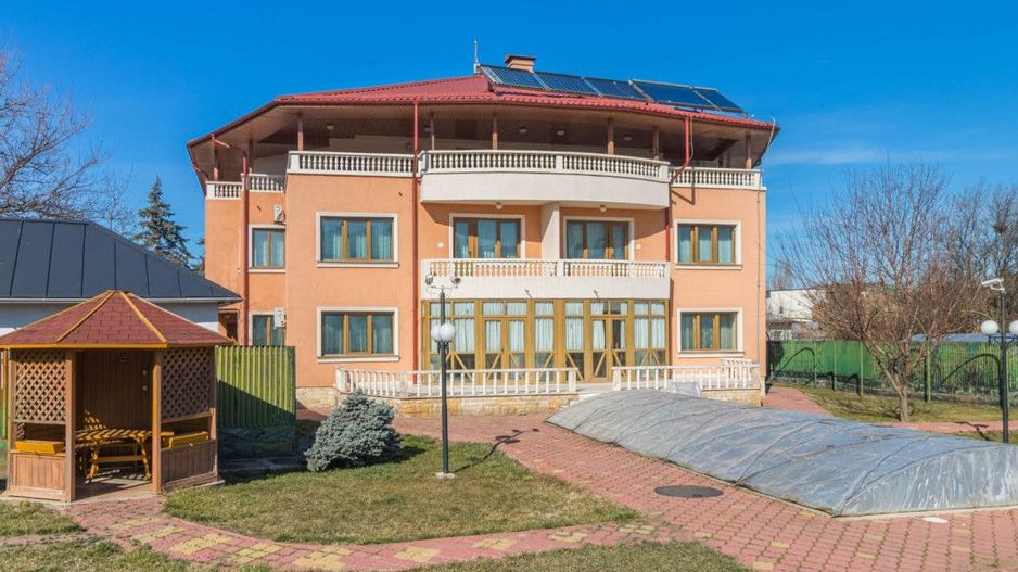 O proprietate cu poveste! - Poză 1
